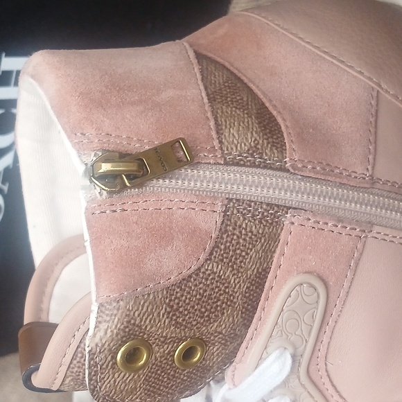 Authentic Coach Signature 'C' Blush Pink and Brown Canvas High-Tops Sz 10 - Picture 13 of 14
